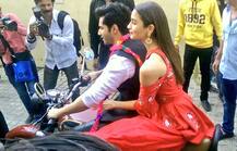 ਬਾਈਕ \'ਤੇ ਆਈ ਬਦਰੀ ਦੀ ਦੁਲਹਨੀਆ