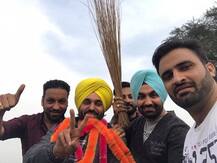 ਪੰਜਾਬੀ ਗਾਇਕਾਂ ਨੇ ਮਾਨ ਦੇ ਹੱਕ \'ਚ ਚੁੱਕਿਆ ਝਾੜੂ 