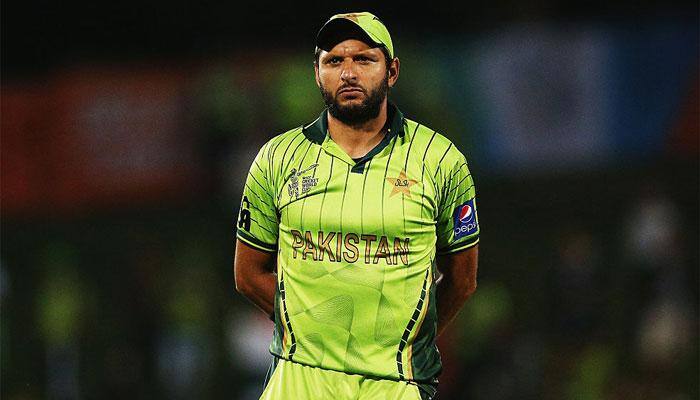 Sir Ravindra Jadeja @SirJadeja Sir Ravindra Jadeja Retweeted Shahid Afridi Haan Beta @SAfridiOfficial , #Kashmir Is Heaven On Earth & Pakistan Is Hell On Earth.They Should & Will Never Unite