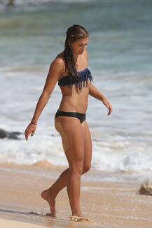 ਫੁੱਟਬਾਲ \'ਚ ਝੰਡੀ, ਪਰ ਖੇਡ ਨਾਲੋਂ ਵੱਧ ਹੁਸਨ ਦੇ ਚਰਚੇ 