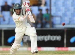 ਤੀਜੇ ਦਿਨ ਦਾ ਖੇਡ ਖਤਮ ਹੋਣ ਤਕ ਮੁਸ਼ਫਿਕੁਰ ਰਹੀਮ 81 ਰਨ ਬਣਾ ਕੇ ਨਾਬਾਦ ਸਨ। ਮੈਚ ਦੇ ਚੌਥੇ ਦਿਨ ਮੁਸ਼ਫਿਕੁਰ ਰਹੀਮ ਨੇ ਆਪਣਾ ਸੈਂਕੜਾ ਪੂਰਾ ਕੀਤਾ। 