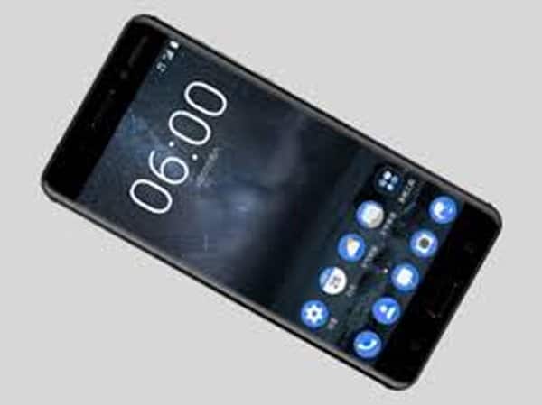 ਇਹ ਫ਼ੋਨ ਇੰਡੀਅਨ ਈ-ਕਾਮਰਸ ਸਾਈਟ ebay ਉੱਤੇ 32,440 ਰੁਪਏ ਵਿੱਚ ਮਿਲ ਰਿਹਾ ਸੀ ਅਤੇ ਹੁਣ ਇਸ ਦੀ ਕੀਮਤ 42,999 ਰੁਪਏ ਹੈ
