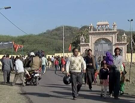 ਦੇਸ਼ ਭਰ ਵਿੱਚ ਅੱਜ ਮਹਾ ਸ਼ਿਵਰਾਤਰੀ ਦਾ ਤਿਉਹਾਰ ਮਨਾਇਆ ਜਾ ਰਿਹਾ ਹੈ। 