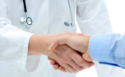 ਮੋਦੀ ਦੀ ਹੁਣ ਡਾਕਟਰਾਂ 'ਤੇ ਅੱਖ