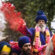 ਖ਼ਾਲਸੇ ਦੀ ਧਰਤੀ \'ਤੇ ਹੋਲੇ ਮਹੱਲੇ ਦੇ ਰੰਗ