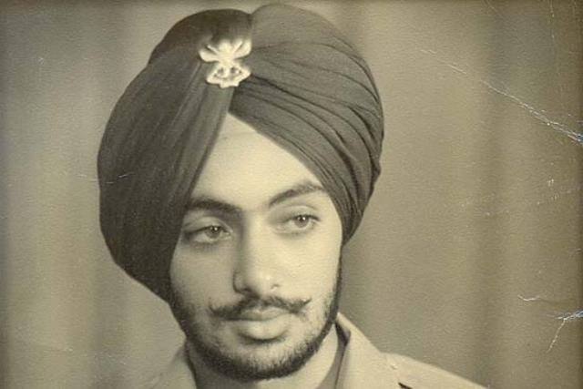 ਭਾਰਤੀ ਸੈਨਾ ਵਿੱਚ ਨੌਕਰੀ ਦੌਰਾਨ ਕੈਪਟਨ ਅਮਰਿੰਦਰ ਸਿੰਘ. 