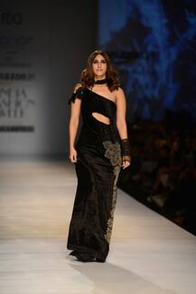 ਵਾਨੀ ਨੇ ਵਿਖਾਇਆ ਰੈਮਪ \'ਤੇ ਜਲਵਾ