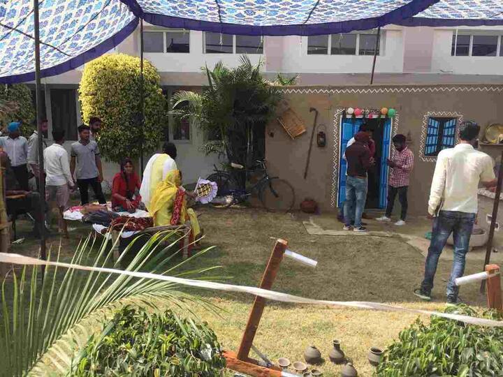 ਇਸ ਦੌਰਾਨ ਪੰਜਾਬੀ ਸੱਭਿਆਚਾਰ ਦੇ ਪਹਿਰਾਵਾ, ਰਵਾਇਤੀ ਹਾਰ ਸ਼ਿੰਗਾਰ, ਰਵਾਇਤੀ ਭਾਂਡੇ, ਰਵਾਇਤੀ ਭੋਜਨ, ਲੋਕ ਕਿੱਤੇ, ਲੋਕ ਖੇਡਾਂ, ਲੋਕ ਕਲਾਵਾਂ, ਲੋਕ ਸੰਗੀਤ ਆਦਿ ਦੀਆਂ ਪ੍ਰਦਰਸ਼ਨੀਆਂ ਨੇ ਲੋਕਾਂ ਦਾ ਧਿਆਨ ਆਪਣੇ ਵੱਲ ਖਿੱਚਿਆ।