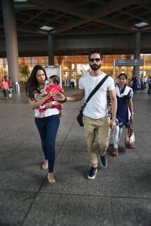 ਏਅਰਪੋਰਟ \'ਤੇ ਵਿਖੀ ਸ਼ਾਹਿਦ ਦੀ ਧੀ ਮਿਸ਼ਾ ਦੀ ਝਲਕ