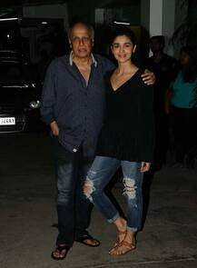 \'ਬੇਗਮ ਜਾਨ\' ਦੀ ਸਕ੍ਰੀਨਿੰਗ ਲਈ ਪਹੁੰਚੇ ਰੇਖਾ ਅਤੇ ਆਲੀਆ