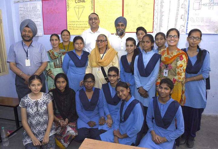 ਉਪਰੰਤ ਸੁਰਜੀਤ ਸਿੰਘ ਸੱਜਣ ਅੰਮ੍ਰਿਤਸਰ ਵਿਖੇ ਭਗਤ ਪੂਰਨ ਸਿੰਘ ਪਿੰਗਲਵਾੜਾ ਪਹੁੰਚੇ।