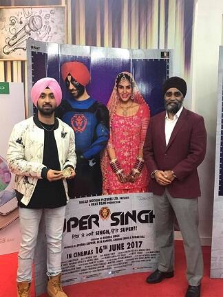 ਦਿਲਜੀਤ ਨੇ ਉਹਨਾਂ ਤੋਂ ਆਪਣੀ ਆਉਣ ਵਾਲੀ ਫਿਲਮ 'ਸੂਪਰ ਸਿੰਘ' ਦੇ ਪੋਸਟਰ 'ਤੇ ਸ਼ੁੱਭਕਾਮਨਾਵਾਂ ਵੀ ਲਈਆਂ। 