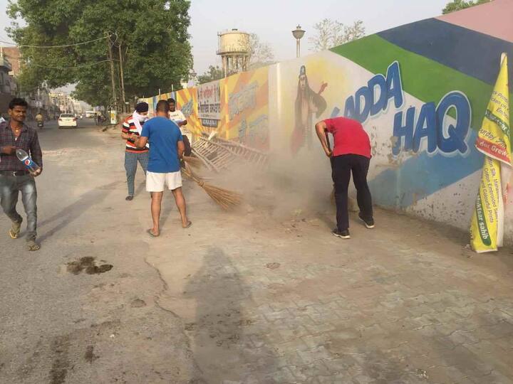 ਨੌਜਵਾਨਾਂ ਵੱਲੋਂ ਆਰੰਭੀ ਇਸ ਮੁਹਿੰਮ ਨੂੰ ਵਧੀਆ ਹੁੰਗਾਰਾ ਮਿਲਿਆ ਹੈ ਤੇ ਸ਼ਹਿਰ ਨੂੰ ਸਾਫ ਕਰਨ ਦੇ ਚਾਹਵਾਨ ਲੋਕਾਂ ਦੀ ਹਿੰਮਤ ਸਦਕਾ ਹੋ ਸਕਦਾ ਹੈ ਕਿ ਅਗਲੇ ਸਰਵੇ ਵਿੱਚ ਸ੍ਰੀ ਮੁਕਤਸਰ ਸਾਹਿਬ ਨੂੰ ਸਫਾਈ ਪੱਖੋਂ ਵਧੀਆ ਸ਼ਹਿਰਾਂ ਦਾ ਦਰਜਾ ਮਿਲ ਸਕੇ, ਜਿਸ ਨਾਲ ਮੁਕਤਸਰ ਸਾਹਿਬ ਹੀ ਨਹੀਂ ਬਲਕਿ ਪੰਜਾਬ ਸੂਬੇ ਦਾ ਵੀ ਮਾਣ ਵਧੇਗਾ।