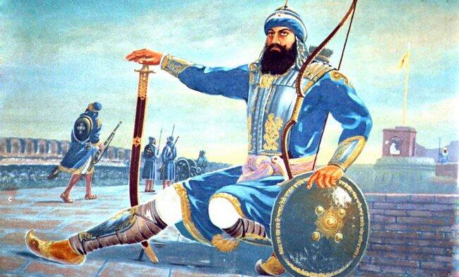 ਸੱਤ ਸੌ ਸਾਲਾਂ ਤੋਂ ਪਏ ਗੁਲਾਮੀ ਦੇ ਜੂਲੇ ਨੂੰ ਪੰਜਾਬ ਦੇ ਗਲੋਂ ਲਾਹੁਣ ਦੀ ਸ਼ੁਰੂਆਤ ਕਰਕੇ ਸਰਹਿੰਦ ਦੀ ਜਿੱਤ ਅਜਿਹੀ ਜਿੱਤ ਹੋ ਨਿਬੜੀ, ਜਿਸ ਨੇ ਮੁਗ਼ਲ ਹਕੂਮਤ ਦੀਆਂ ਨੀਂਹਾਂ ਹਿਲਾ ਕੇ ਰੱਖ ਦਿੱਤੀਆਂ। ਉਸ ਜੰਗ ਦੀ ਯਾਦ 'ਚ ਮੁਹਾਲੀ ਦੇ ਚੱਪੜਚਿੜੀ ਸਥਾਨ 'ਤੇ ਫਤਹਿ ਬੁਰਜ ਨਾਮੀ ਯਾਦਗਾਰ ਬਣਾਈ ਗਈ ਹੈ ਜਿੱਥੇ ਬਾਬਾ ਬੰਦਾ ਸਿੰਘ ਸਮੇਤ ਕਈ ਯੋਧਿਆਂ ਦੇ ਬੁੱਤ ਸਥਾਪਤ ਕੀਤੇ ਗਏ ਹਨ, ਹਰ ਸਾਲ ਇੱਥੋਂ ਸਰਹੰਦ ਤੱਕ ਸਰਹੰਦ ਫਤਹਿ ਮਾਰਚ ਕੱਢਿਆ ਜਾਂਦਾ ਹੈ। 