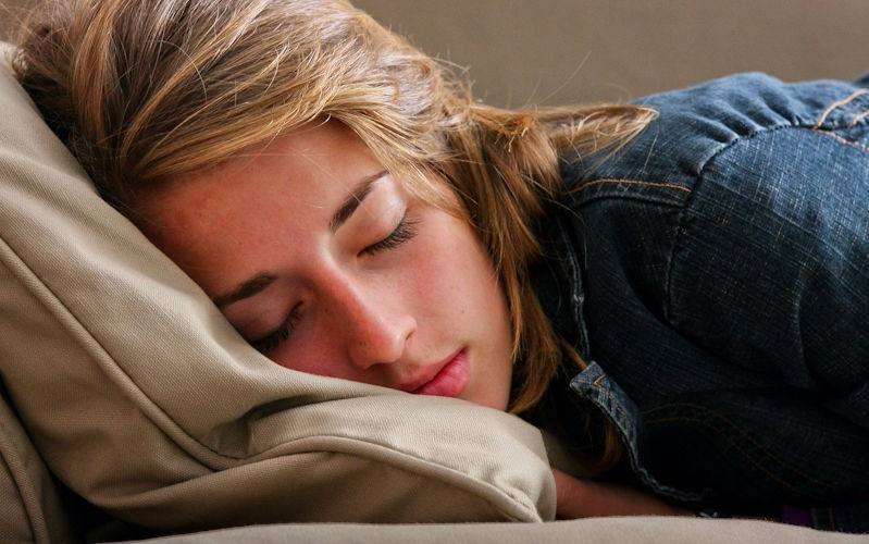 ਦੇਰ ਤੱਕ ਸੌਣ ਦੇ ਵੀ ਕਈ ਫਾਇਦੇ, ਜਾਣ ਕੇ ਹੋ ਜਾਓਗੇ ਹੈਰਾਨ!