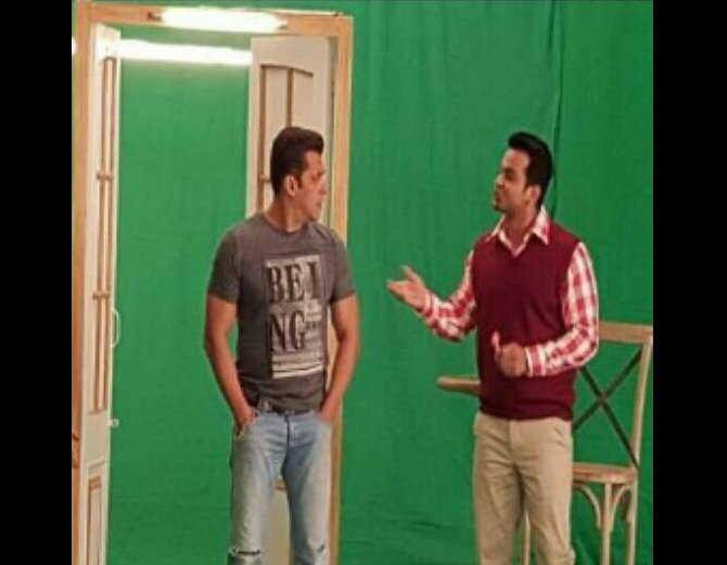  ਇਹ ਐਪੀਸੋਡ ਸਲਮਾਨ ਦੀ ਆਉਣ ਵਾਲੀ ਫਿਲਮ ਟਿਊਬਲਾਈਟ ਦੀ ਪ੍ਰਮੋਸ਼ਨ ਨਾਲ ਜੁੜਿਆ ਹੋਇਆ ਹੈ। ਸਲਮਾਨ ਦੇ ਨਾਲ ਸੁੰਗਧਾ ਮਿਸ਼ਰਾ ਅਤੇ ਡਾਕਟਰ ਸੰਕੇਤ ਭੋਸਲਾ ਵੀ ਨਜ਼ਰ ਆਉਣਗੇ। 