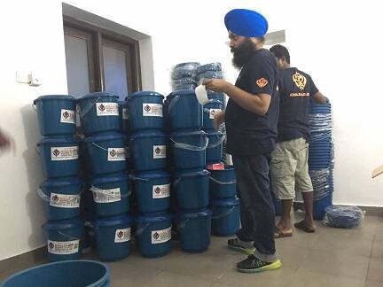 ਅਮਰਪ੍ਰੀਤ ਸਿੰਘ ਨੇ ਦੱਸਿਆ ਕਿ ਫ਼ਿਲਹਾਲ ਉਨ੍ਹਾਂ ਵੱਲੋਂ ਪ੍ਰਭਾਵਿਤ ਲੋਕਾਂ ਨੂੰ ਦਵਾਈਆਂ, ਪੈਕਟ ਭੋਜਨ, ਮਾਸਿਕ, ਅਸਥਾਈ ਟੈਂਟ, ਮੱਛਰਦਾਨੀਆਂ, ਸਾਬਣ ਮੁਹੱਈਆ ਕਰਵਾ ਰਹੇ ਹਨ।