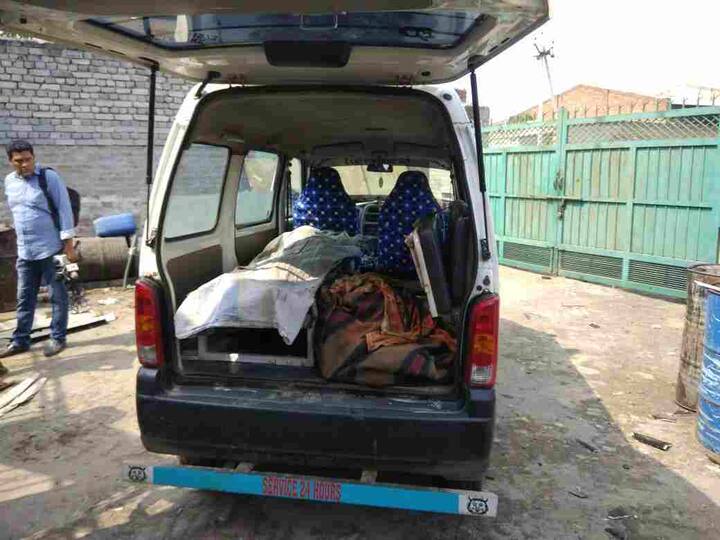 ਮੁਢਲੀ ਜਾਣਕਾਰੀ ਮੁਤਾਬਕ ਲੋਹੇ ਦੀ ਫੈਕਟਰੀ ਵਿੱਚ ਲੱਗੀ ਮਸ਼ੀਨ 'ਚ ਤਕਨੀਕੀ ਖਰਾਬੀ ਆਉਣ ਕਰਕੇ ਇਹ ਧਮਾਕਾ ਹੋਇਆ।