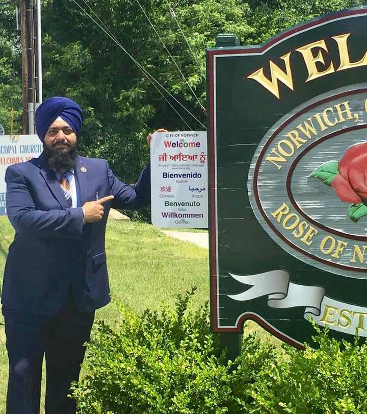 ਸਵਰਨਜੀਤ ਸਿੰਘ ਨੇ ਦੱਸਿਆ ਕਿ ਆਉਣ ਵਾਲੇ ਸਮੇਂ ਵਿੱਚ ਸ਼ਹਿਰ ਦੀ ਹਰ ਗਲੀ ਵਿੱਚ ਪੰਜਾਬੀ ਭਾਸ਼ਾ ਦੇ ਸਵਾਗਤੀ ਬੋਰਡ ਲਾਏ ਜਾਣਗੇ। ਪੰਜਾਬੀ ਭਾਸ਼ਾ ਵਿੱਚ ਲਿਖੇ ਇਸ ਬੋਰਡ ਨੂੰ ਸਵਰਨਜੀਤ ਸਿੰਘ ਨੇ ਖੁਦ ਡਿਜ਼ਾਈਨ ਕੀਤਾ ਹੈ। ਬੋਰਡ ਵਿੱਚ ਸਾਰੀਆਂ ਭਾਸ਼ਾਵਾਂ ਨੂੰ ਥਾਂ ਦੇ ਕੇ ਸ੍ਰੀ ਗੁਰੂ ਗ੍ਰੰਥ ਸਾਹਿਬ ਦੇ ਸਾਂਝੀਵਾਲਤਾ ਦੇ ਸੰਦੇਸ਼ ਨੂੰ ਪ੍ਰਚਾਰਨ ਦਾ ਯਤਨ ਕੀਤਾ ਹੈ।