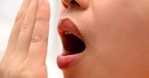 Bad Breath: सांसों की दुर्गंध से छुटकारा पाने के लिए जरूर अपनाएं ये असरदार घरेलू नुस्खे