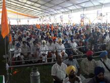 ਵੇਖੋ ਧਾਰਮਿਕ ਅਸਥਾਨ \'ਤੇ ਸਿਆਸੀ ਅਖਾੜੇ ਰੰਗ