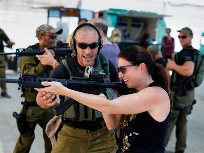 ਹਥਿਆਰਾਂ ਚਲਾਉਣੇ ਸਿੱਖਣੇ ਤਾਂ ਇਜ਼ਰਾਈਲ ਜਾਓ..