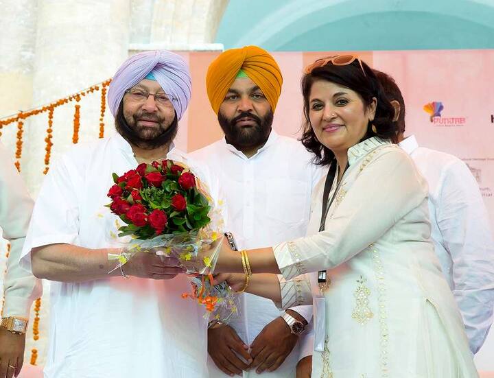 ਕੈਪਟਨ ਅਮਰਿੰਦਰ ਸਿੰਘ ਅੱਜ ਅੰਮ੍ਰਿਤਸਰ ਵਿੱਚ ਬਣੇ ਦੇਸ਼ ਦੇ ਪਹਿਲੇ “ਪਾਰਟੀਸ਼ਨ ਮਿਊਜ਼ੀਅਮ” ਦਾ ਉਦਘਾਟਨ ਕਰਨ ਲਈ ਅੰਮ੍ਰਿਤਸਰ ਪਹੁੰਚੇ ਸਨ। ਆਪਣੀ ਕਿਸਮ ਦੇ ਪਹਿਲੇ ਅਜਾਇਬ ਘਰ ਵਿੱਚ ਭਾਰਤ-ਪਾਕਿਸਤਾਨ ਵੰਡ ਸਬੰਧੀ ਦਸਤਾਵੇਜ਼ ਰੱਖੇ ਗਏ ਹਨ। 