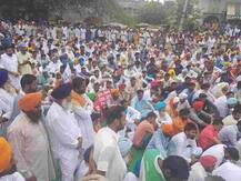 ਸੜਕਾਂ \'ਤੇ ਆਏ ਅਕਾਲੀ, ਬੋਲੇ ਕਾਂਗਰਸੀਆਂ ਦੀ ਜ਼ੁਬਾਨ