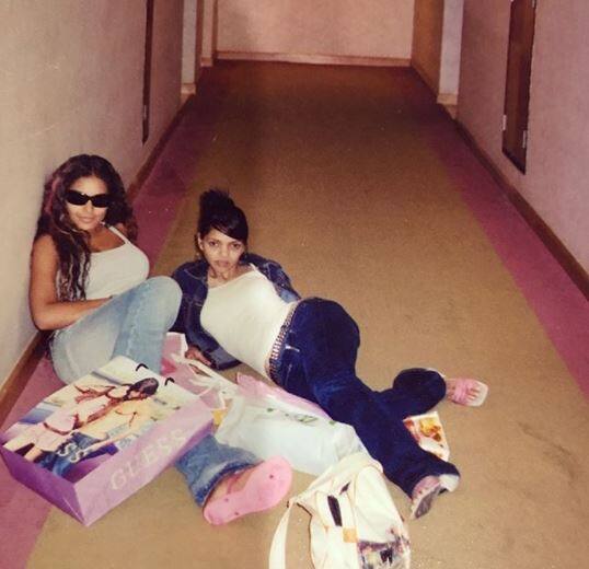 ਇੰਸਟਾ 'ਤੇ 4.6 ਮਿਲੀਅਨ ਫਾਲੋਅਰਜ਼ ਦੀ ਮਾਲਕਣ ਬਿਪਾਸ਼ਾ ਨੂੰ ਇਹ ਲਾਈਕਸ 15 ਘੰਟਿਆਂ ਵਿੱਚ ਹੀ ਪ੍ਰਾਪਤ ਹੋਏ ਹਨ। 