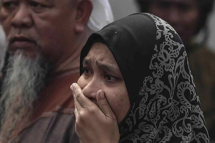 ਮਲੇਸ਼ੀਆਈ ਫਾਇਰ ਬਿ੫ਗੇਡ ਦੇ ਅਧਿਕਾਰੀਆਂ ਮੁਤਾਬਿਕ ਪਿਛਲੇ ਦੋ ਦਹਾਕਿਆਂ 'ਚ ਅੱਗ ਲੱਗਣ ਦੀ ਇਹ ਸਭ ਤੋਂ ਖ਼ਤਰਨਾਕ ਤੇ ਦਰਦਨਾਕ ਘਟਨਾ ਹੈ। 