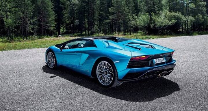 ਐਡਵਾਂਸਡ ਫੀਚਰ ਦੇ ਤੌਰ 'ਤੇ ਨਵਾਂ ਫੋਰ ਵ੍ਹੀਲ ਸਟੀਅਰਿੰਗ ਦਿੱਤਾ ਗਿਆ ਹੈ। ਇਸ ਦਾ ਮਤਲਬ ਕਿ ਸਟੀਅਰਿੰਗ ਨਾਲ ਹੁਣ ਕਾਰ ਦੇ ਪਿਛਲੇ ਟਾਇਰ ਨੂੰ ਕਾਬੂ ਕੀਤਾ ਜਾ ਸਕਦਾ ਹੈ।