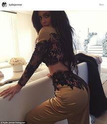 ਕਿਮ ਦੀ ਭੈਣ ਕਾਇਲੀ ਜੇਨਰ ਨੇ ਇੰਸਟਾਗ੍ਰਾਮ \'ਤੇ ਮੁੜ ਬਿਖੇਰੇ ਹੋਟਨੈੱਸ ਦੇ ਜਲਵੇ