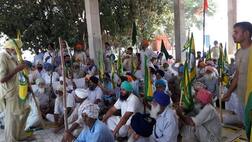 ਕੈਪਟਨ ਸਰਕਾਰ ਦੇ ਕਿਸਾਨਾ ਦਮਨ ਵਿਰੁੱਧ ਡਟੀਆਂ ਜਮਹੂਰੀ ਜਥੇਬੰਦੀਆਂ