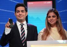 JioPhone ਦੀ ਡਿਲੀਵਰੀ ਹੋਈ ਸ਼ੁਰੂ, ਗਾਹਕਾਂ ਲਈ 60 ਲੱਖ ਫ਼ੋਨ ਭੇਜੇ