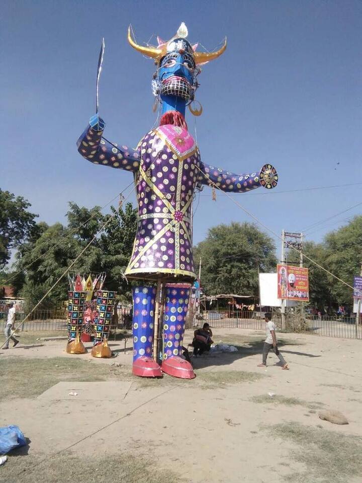 ਫ਼ਿਰੋਜ਼ਪੁਰ ਵਿੱਚ ਵੀ ਦੁਸਹਿਰੇ ਦੀਆਂ ਤਿਆਰੀਆਂ ਪੂਰੀਆਂ ਹੋ ਚੁੱਕੀਆਂ ਹਨ।