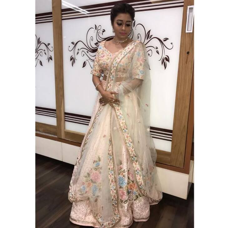 ਟੀ.ਵੀ. ਲੜੀਵਾਰ ਉਤਰਨ ਦੀ ਸਟਾਰ ਟੀਨਾ ਦੱਤਾ।