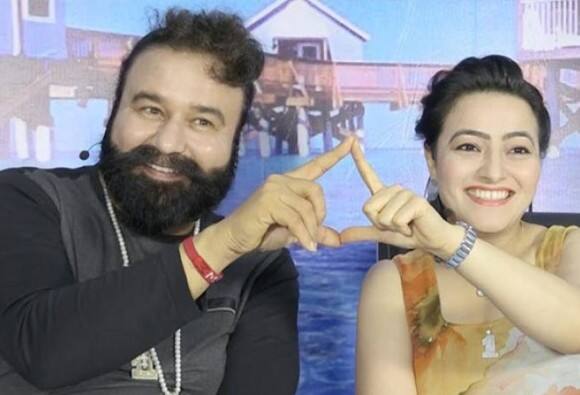 ਰਾਮ ਰਹੀਮ ਦੀ ਗ੍ਰਿਫ਼ਤਾਰੀ ਤੋਂ ਬਾਅਦ ਪੰਚਕੁਲਾ 'ਚ ਫੈਲੀ ਹਿੰਸਾ ਦੇ ਹਨੀਪ੍ਰੀਤ 'ਤੇ ਗੰਭੀਰ ਦੋਸ਼ ਹਨ। 