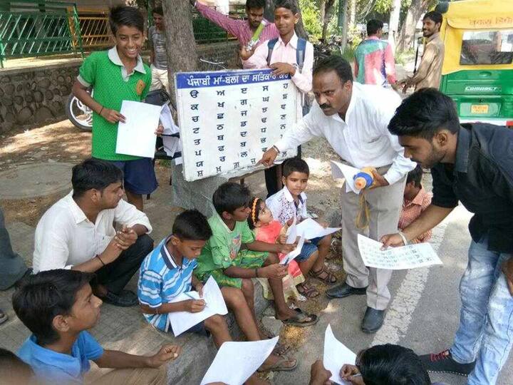 ਇਸ ਤੋਂ ਇਲਾਵਾ ਉਨ੍ਹਾਂ ਨੇ ਦਰਜਨ ਦੇ ਕਰੀਬ ਕਿਤਾਬਾਂ ਕੰਨੜ ਤੋਂ ਪੰਜਾਬੀ ਤੇ ਪੰਜਾਬੀ ਤੋਂ ਕੰਨੜ ਵਿੱਚ ਅਨੁਵਾਦ ਕੀਤੀਆਂ ਹਨ। ਉਨ੍ਹਾਂ ਦੀ ਇਸ ਸੇਵਾ ਬਦਲੇ ਐਸਜੀਪੀਸੀ ਸਨਮਾਣ ਕਰੇਗੀ। 