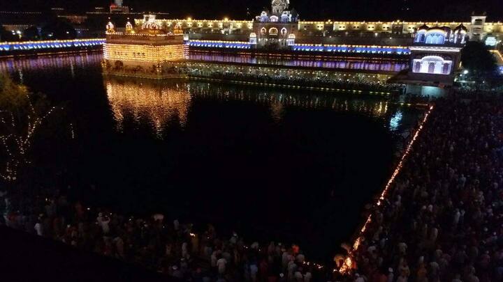 ਆਪ ਦੀ ਬਾਣੀ ਅਕਾਲ ਪੁਰਖ ਪ੍ਰਤੀ ਪ੍ਰੇਮ ਦੀ ਭਾਵਨਾ ਨਾਲ ਲਬਰੇਜ਼ ਹੈ। ਗੁਰੂ ਸਾਹਿਬ ਨੇ ਸਿੱਖ ਧਰਮ ਦੇ ਪ੍ਰਚਾਰ ਤੇ ਪ੍ਰਸਾਰ ਵਿੱਚ ਕਾਫੀ ਯੋਗਦਾਨ ਪਾਇਆ ਜਿਸ ਕਾਰਨ ਅਕਬਰ ਦੇ ਦਰਬਾਰ ਨੇ ਵੀ ਆਪ ਜੀ ਨੂੰ ਸੰਮਨ ਭੇਜੇ, ਪਰ ਗੁਰੂ ਸਾਹਿਬ ਲਗਾਤਾਰ ਡਟੇ ਰਹੇ। 