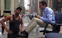 ਗਾਹਕਾਂ ਨੂੰ ਬੇਸ਼ਰਮ ਕਰਕੇ ਇੱਕ ਦਿਨ ਦੇ ਸੱਠ ਹਜ਼ਾਰ ਕਮਾਉਂਦਾ ਇਹ ਸ਼ਖ਼ਸ