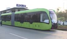 ਬਿਨਾ ਟਰੈਕ ਤੋਂ ਸੜਕ \'ਤੇ ਦੌੜਦੀ ਦੁਨੀਆ ਦੀ ਇਹ ਪਹਿਲੀ ਟਰੇਨ, ਜਾਣੋ ਖ਼ਾਸੀਅਤਾਂ