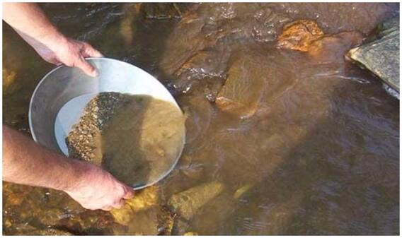 ਭਾਰਤ ਦੇ ਇਸ ਦਰਿਆ 'ਚ ਹੱਥ ਪਾਉਂਦਿਆਂ ਹੀ ਨਿਕਲੇ ਸੋਨਾ...!