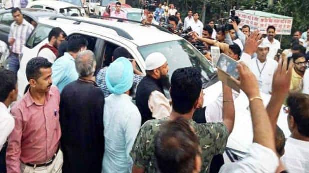 ਆਮ ਆਦਮੀ ਪਾਰਟੀ 'ਚ ਮੁੜ ਤਰੇੜਾ! ਇੱਕ-ਦੂਜੇ ਖਿਲਾਫ ਗੂੰਜੇ ਨਾਅਰੇ aap-national-council-meet-kumar-vishwas-not-given-chance-to-speak ਆਮ ਆਦਮੀ ਪਾਰਟੀ 'ਚ ਮੁੜ ਤਰੇੜਾ! ਇੱਕ-ਦੂਜੇ ਖਿਲਾਫ ਗੂੰਜੇ ਨਾਅਰੇ