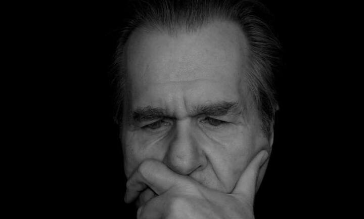 ਖੋਜੀਆਂ ਮੁਤਾਬਕ, ਦਿਮਾਗ਼ ਦੇ ਅਗਲੇ ਹਿੱਸੇ, ਜਿਸ ਨੂੰ ਪ੍ਰੀਫਰੰਟਲ ਕਾਰਟੈਕਸ ਦੇ ਤੌਰ 'ਤੇ ਜਾਣਿਆ ਜਾਂਦਾ ਹੈ, ਦੀ ਸਾਡੀਆਂ ਵੱਖ ਵੱਖ ਕਿਰਿਆਵਾਂ 'ਚ ਅਹਿਮ ਭੂਮਿਕਾ ਹੁੰਦੀ ਹੈ। ਹਾਲ ਹੀ 'ਚ ਪਤਾ ਲੱਗਾ ਕਿ ਖਿਆਲਾਂ ਦੇ ਕੰਟਰੋਲ 'ਚ ਵੀ ਇਸ ਦੀ ਅਹਿਮ ਭੂਮਿਕਾ ਹੁੰਦੀ ਹੈ। ਨਵੀਂ ਖੋਜ 'ਚ ਇਸ ਪ੍ਰਕਿਰਿਆ 'ਤੇ ਨਵੀਂ ਰੋਸ਼ਨੀ ਪਈ। ਇਸ ਨਾਲ ਜਾਹਿਰ ਹੋਇਆ ਕਿ ਪ੍ਰੀਫਰੰਟਲ ਕਾਰਟੈਕਸ ਸਾਡੇ ਵਿਚਾਰਾਂ ਨੂੰ ਰੋਕ ਸਕਦਾ ਹੈ। 