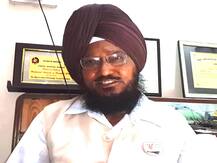 ਤੁਹਾਡਾ MP: ਪ੍ਰੋ. ਸਾਧੂ ਸਿੰਘ ਨੇ ਦਿੱਲੀ ਨਾਲੋਂ ਦਿੱਤੀ ਪਿੰਡਾਂ ਨੂੰ ਤਰਜੀਹ, ਪਰ ਸੰਸਦ \'ਚ ਹਾਜ਼ਰੀ ਪੱਖੋਂ ਪੰਜਾਬ ਦੇ ਸਾਰੇ ਐਮਪੀਜ਼ ਤੋਂ ਫਾਡੀ