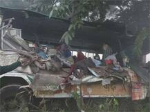 ਧੁੰਦ \'ਚ ਵਾਪਰਿਆ ਵੱਡਾ ਸੜਕ ਹਾਦਸਾ, 6 ਦੀ ਮੌਤ, ਦਰਜਨ ਤੋ ਵੱਧ ਜ਼ਖ਼ਮੀ