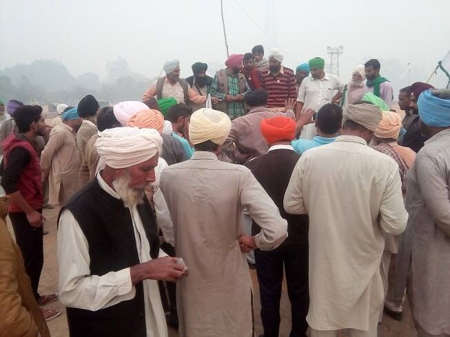 ਕਿਸਾਨਾਂ ਨੇ ਦੋ ਘੰਟੇ ਲੱਗੇ ਜਾਮ ਨੂੰ ਖੋਲ੍ਹ ਦਿੱਤਾ ਗਿਆ। ਇਸ ਦੌਰਾਨ ਝੋਨੇ ਦੀ ਨਮੀ 17 ਤੋਂ ਵਧਾ ਕੇ 22 ਪ੍ਰਤੀਸ਼ਤ ਕੀਤੀ ਗਈ, ਜਿਸ ਨਾਲ ਅੱਠ ਤੋਂ ਦਸ ਹਜ਼ਾਰ ਗੱਟਾ ਭਰਿਆ ਗਿਆ।