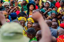 ਜ਼ਿੰਬਾਬਵੇ \'ਚ ਰਾਜ-ਪਲਟਾ, ਰਾਸ਼ਟਰਪਤੀ ਮੁਗਾਬੇ ਫ਼ੌਜ ਦੀ ਹਿਰਾਸਤ ਵਿੱਚ