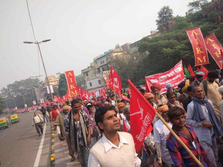 ਪੰਜਾਬ ਦੇ ਚੀਫ ਸੈਕਟਰੀ ਕਰਨ ਅਵਤਾਰ ਸਿੰਘ ਨੇ ਪੰਜਾਬ ਪੱਧਰ ਦੀ ਬੈਂਕਰਜ਼ ਕਮੇਟੀ ਦੀ ਮੀਟਿੰਗ ਵਿੱਚ ਕਿਹਾ ਕਿ ਸਰਕਾਰ ਦੀ ਕਰਜ਼ਾ ਰਾਹਤ ਸਕੀਮ ਦੇ ਨੋਟੀਫਿਕੇਸ਼ਨ ਦੇ ਆਧਾਰ ਉੱਤੇ ਸੂਚੀਆਂ ਬਣਾ ਕੇ ਸਰਕਾਰ ਨੂੰ ਇਕ ਮਹੀਨੇ ਵਿੱਚ ਭੇਜੀਆਂ ਜਾਣ, ਇਨ੍ਹਾਂ ਦੇ ਆਧਾਰ ਉੱਤੇ ਸਰਕਾਰ ਪੈਸਾ ਜਾਰੀ ਕਰੇਗੀ। ਉਨ੍ਹਾਂ ਕਿਹਾ ਕਿ ਇਹ ਸਕੀਮ ਕਰਜ਼ਾ ਮੁਆਫ਼ੀ ਦੀ ਨਹੀਂ, ਸਗੋਂ ਕਰਜ਼ਾ ਰਾਹਤ ਸਕੀਮ ਹੈ।