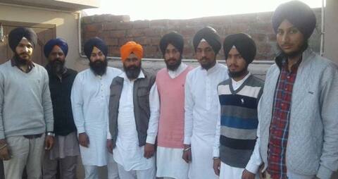 ਇਨ੍ਹਾਂ ਅੰਮ੍ਰਿਤਧਾਰੀ ਸਿੰਘਾਂ ਵੱਲੋਂ ਸਿੱਖ ਧਰਮ ਛੱਡਣ ਦੀ ਤਿਆਰੀ! ਇਨ੍ਹਾਂ ਅੰਮ੍ਰਿਤਧਾਰੀ ਸਿੰਘਾਂ ਵੱਲੋਂ ਸਿੱਖ ਧਰਮ ਛੱਡਣ ਦੀ ਤਿਆਰੀ!